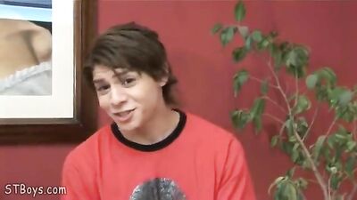 Young Twink Waxing His Cock in Gay Porn Tube