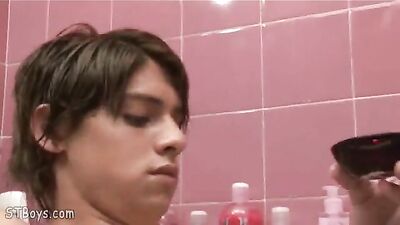 Young Twink Waxing His Cock in Gay Porn Tube