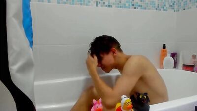 Luxallenn Webcam Cumshow: The Ultimate Solo Gay Experience!