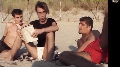 Gay Porn Videos: French Twinks Cum on Butts in Public