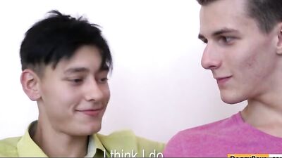 Hard Uncut Cocks Bareback Boys: Ultimate Fetish Gay Porn Videos!