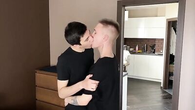 Young Maxs Barebacking Fetish: Big Cocks and Cum Shots!
