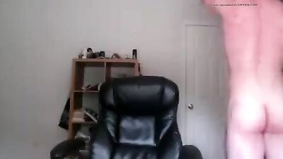 Outdoor Handjobs: Caught while being naked (Gay Porn)!