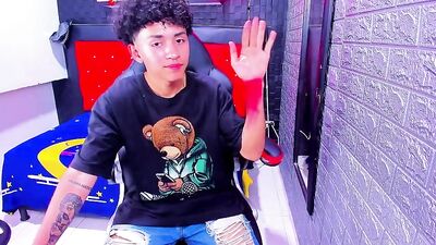 Passionate Latino Artists: Unleashing Desires on Canvas!