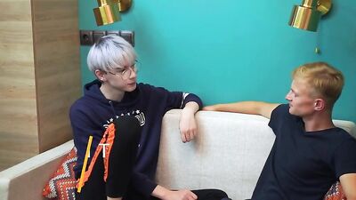 Karol Happy Fucking: Vintage Twink Bareback Cum Shots and Oral Delights!