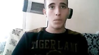 Horny Boy Shoots Fast Gay Porn Tube