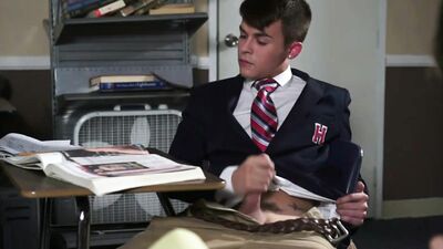 Pornstars Evan Parker & Scotty Clarke: Preppy Perky Boys Get Fucked By Hot Jocks