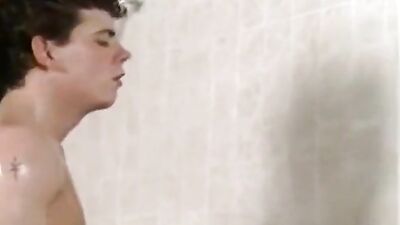 Powertool Big Cocks Gay Porn Videos - Action Bareback!