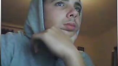 Gay Web-Cam Solo Tube Twink Porn: Not Alone in the Room