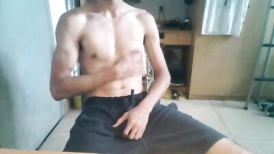 Gym Twinks Second Workout: Gay Porn Video with Muscle Boys and Explosive Action!