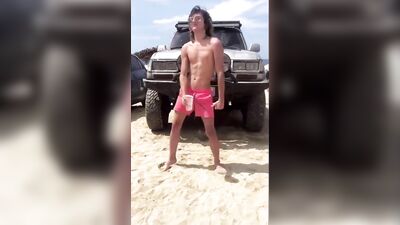 Gay Cute Beach Selfie Hot Sexy Tube - Yeison Santiagos Sizzling Adventure!