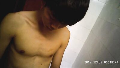 Asian Amateur Fetish Fun with Clumsy Guy Webcam Gay Porn