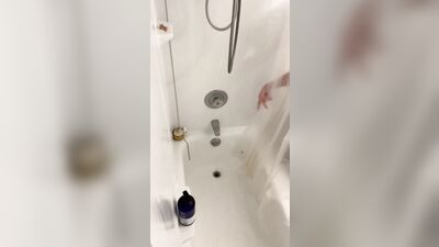 Showering Austins GayBoysTube Hotness Unleashed!