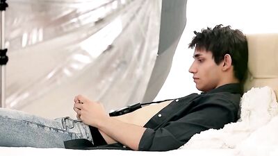 Gay Porn Double Penetration & Barebacking Model Boys