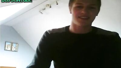 Good looking dudes in hot solo sex action!