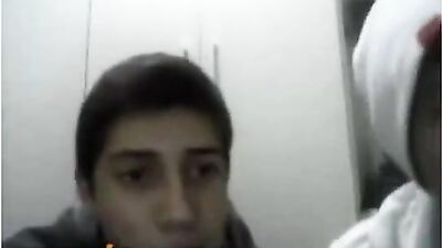 Gay Web Cam Boys at Omegle - Cum Shots Handjob Action!