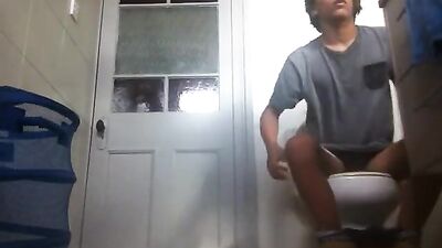 Young Bathroom Cummers: The Ultimate Gay Porn Experience!