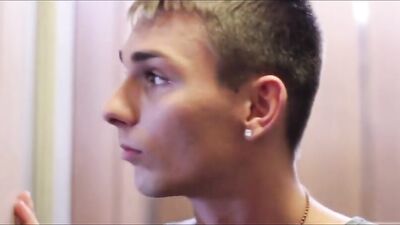 Gay Porn Twink Bareback Threesome: Everybody Gets Dicked and Cummed!