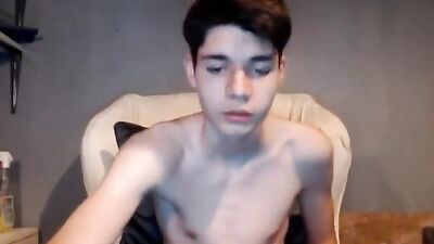 Young British Cutie Spills His Seed on Cam Boys Porn!