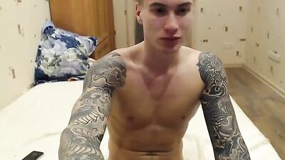 Cutie Tattoo Twink Cumshots!