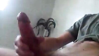 Cumming Big in Gay Porn Paradise - Nice big cum shot gay tube