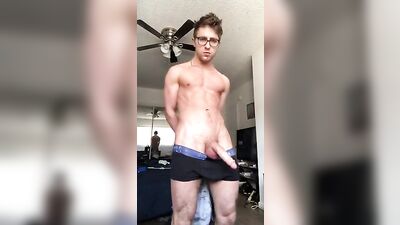Calvins Muscle Showdown: Big Cocks, Bigger Cum Shots!