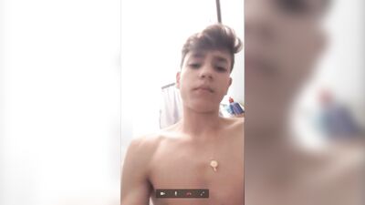 Gay Webcam Boys Showers: Amature Porn Just a Boy!