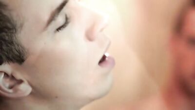 Hot Bareback Cum Shots - Hands Free Fucking Gay Porn