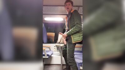 Gay Porn Twink Cum Shot Train Jerk Quick Cam Video