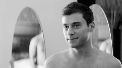 Amateur Gay Buddies: The Line between Love and Friendship