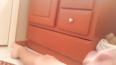 Gay Cumshots: Hot Bodies and Hard Dicks