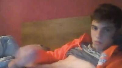 Online Boys Porn: Jacking Off for Hot Gay Guys!