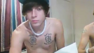 Amateur Web-Cam Tattoo College Boy Gay Tube Porn Record and Friend Wanking Together