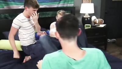 Three Boys Bareback Threesome - Bed Trio Boys Porn