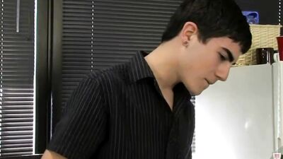 Anal Delight: Bareback Twink Assaulted by Huge Dicks