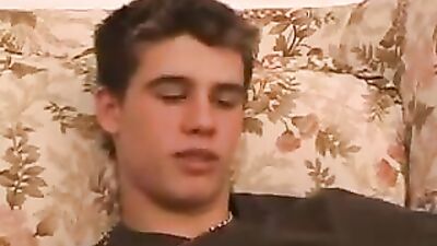 Foot Wrestling Fetish - Toe Sucking and Kissing Amateur Boys Porn