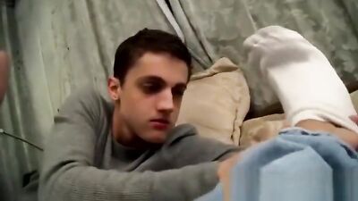Gangbang Foot Worship: Sucking Dicks and Feet for Gay Teens