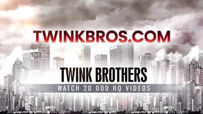 Soccer Boys: Gay Porn Videos - Bareback Action with Twinks!