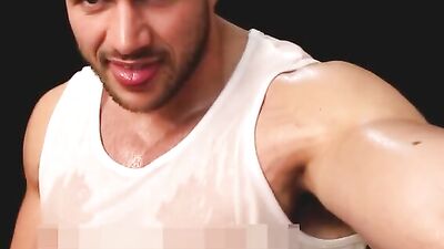 Muscle Flexing Fantasies - Gay Leather Porn for Ultimate Pleasure!