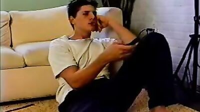 Vintage Soloboy - Action Handjob Solo Vintage: A Journey Into Gay Porns Past