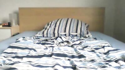 Gay Roomie Cam Benny Jerks Off while Searching for New Flatmate!