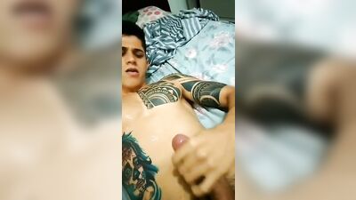 Cumshot Frenzy: The Ultimate Gay Porn Experience