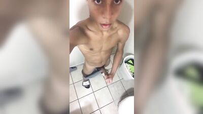 Young Cum Slut: Solo Jizz Fest!