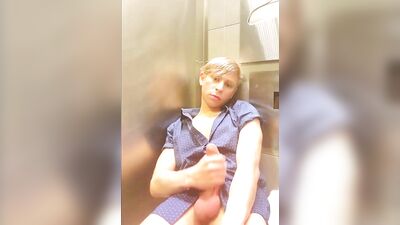 Stall Boys: Daniels Back with Blonde Cocks Porn!