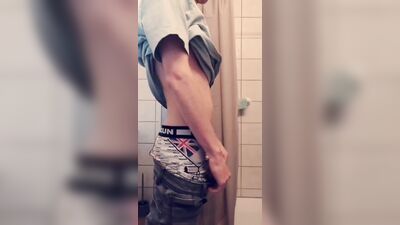 Hot Teen Bulge Pants: Bisexual Boys Porn Explosion!