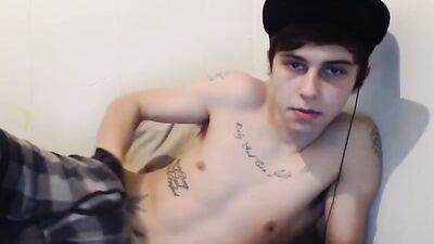 Tattooed Twink Boy Porn Cumshot!