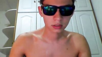 Facial Frenzy: Cum-swapping Boys Porn Delight!