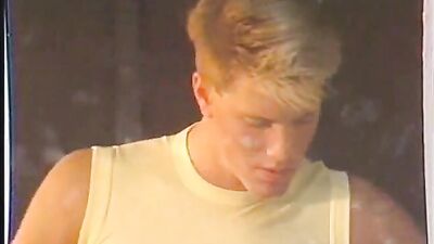 Hung Blond Gets Rent Boy Bareback Action on the Floor - Vintage Porn