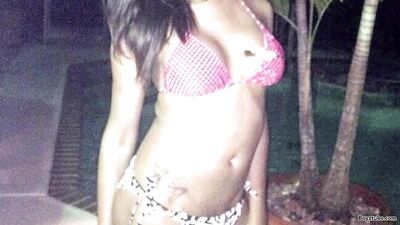 Gay Porn Dude Looks lIke a Lady: Transgender Romance!