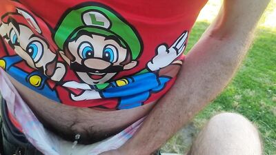 Gay Porn Diaper Fetish - Daddy Pisses in Kittys Diaper at the Park